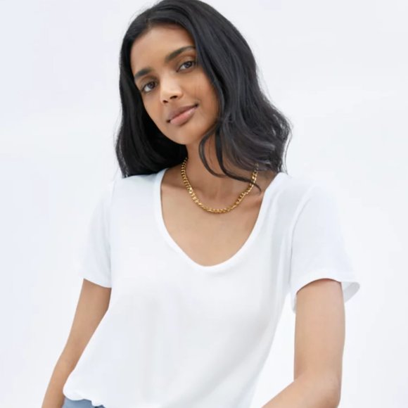 Wilfred Chablis White Scoop-neck t-shirt - NWT - Picture 2 of 8